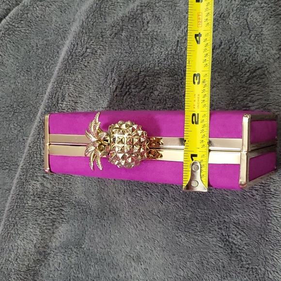 PINEAPPLE CLUTCH/SHOULDER PURSE - Picture 14 of 14